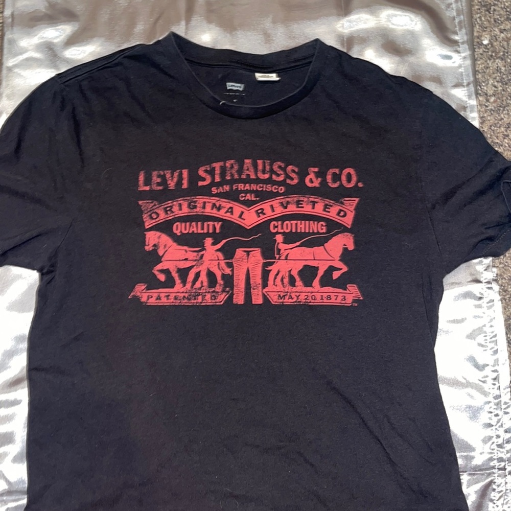 Levi Strauss Graphic Tee